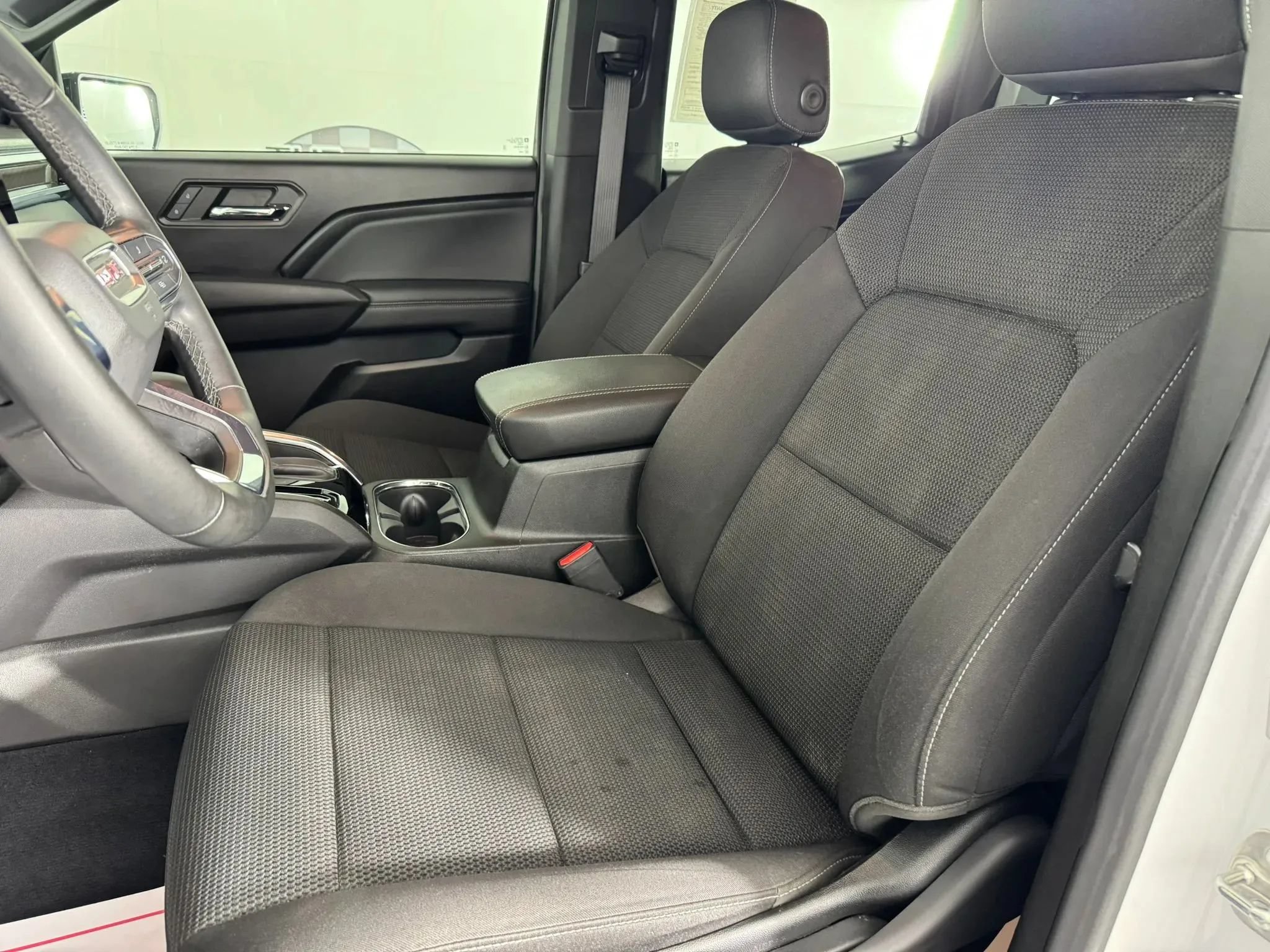 Used 2024 GMC Canyon Elevation w/ Convenience Package AWD/4WD image 29