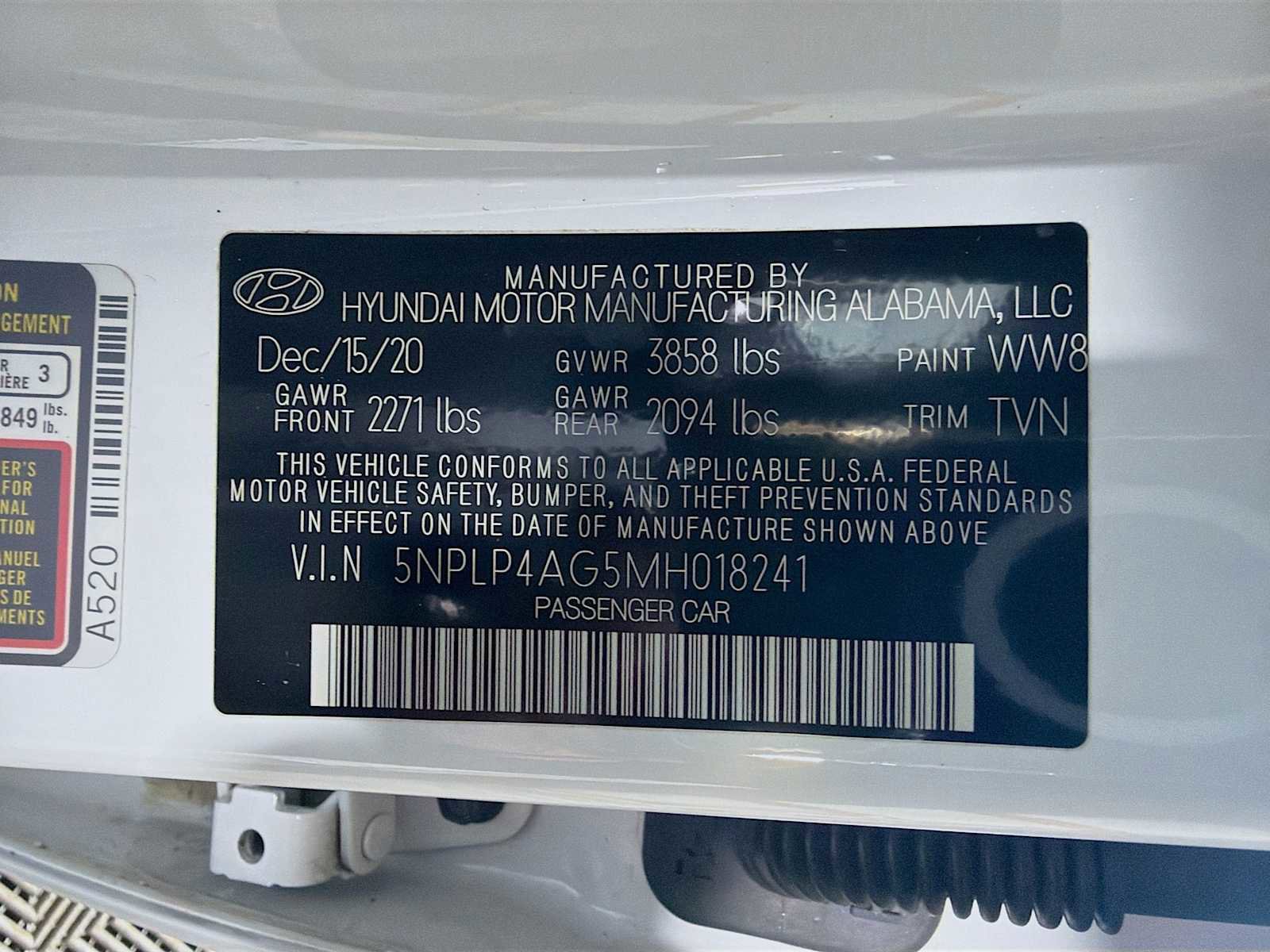 Used 2021 Hyundai Elantra Limited w/ Cargo Package image 30