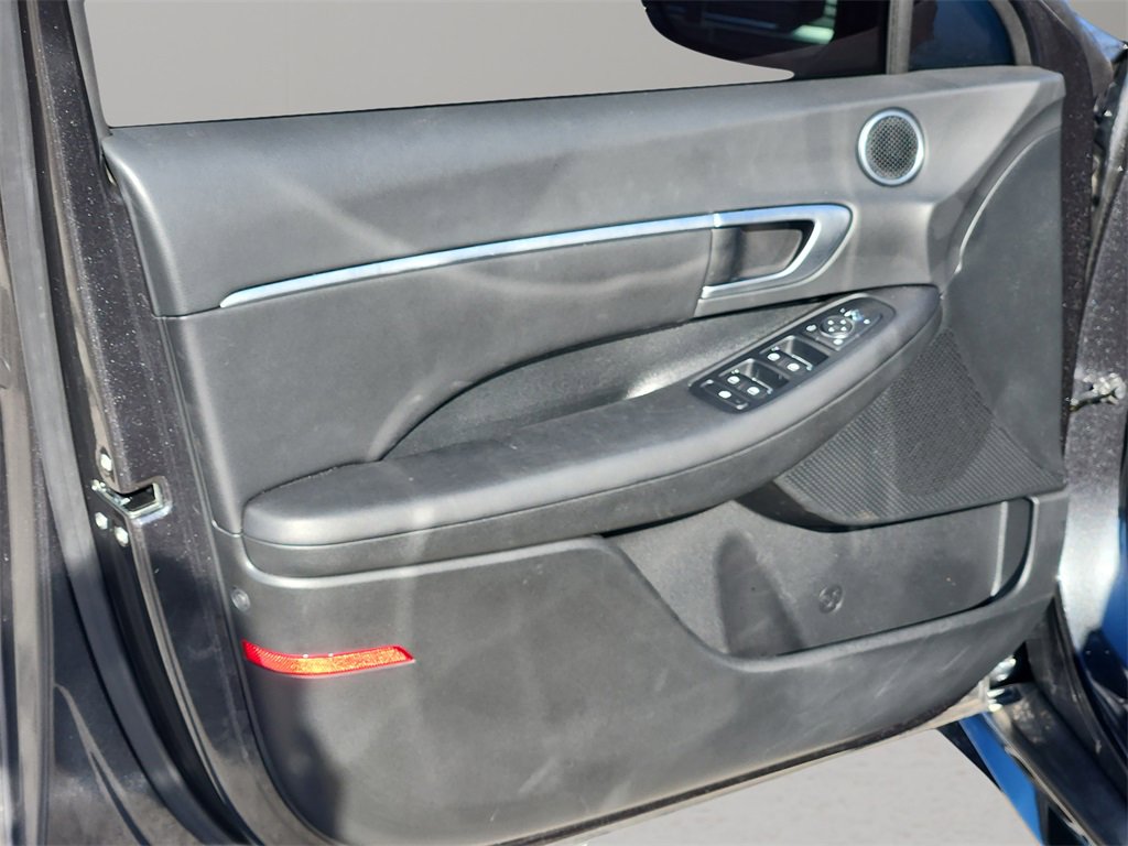 Certified 2024 Hyundai Sonata SEL w/ Convenience Package image 14