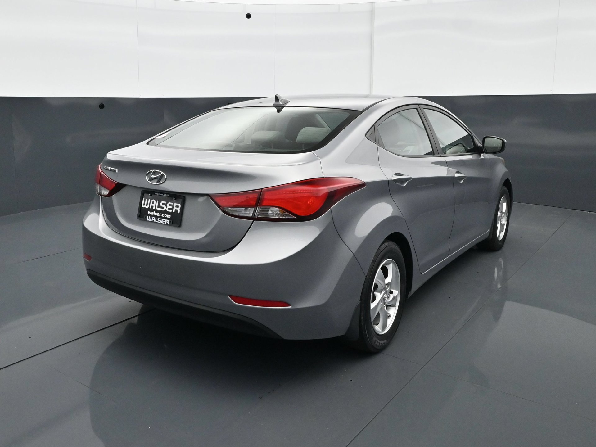 Used 2015 Hyundai Elantra SE FWD image 6