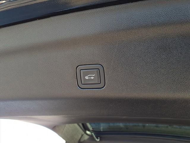 Used 2024 Chevrolet Tahoe Premier w/ Advanced Technology Package AWD/4WD image 28