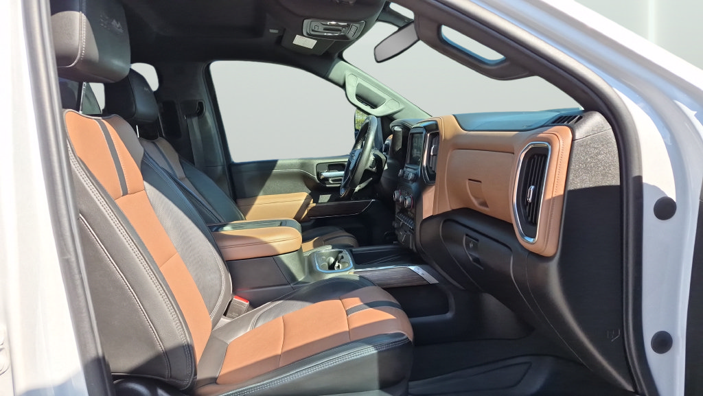 Used 2022 Chevrolet Silverado 2500 High Country w/ Z71 Off-Road Package AWD/4WD image 29