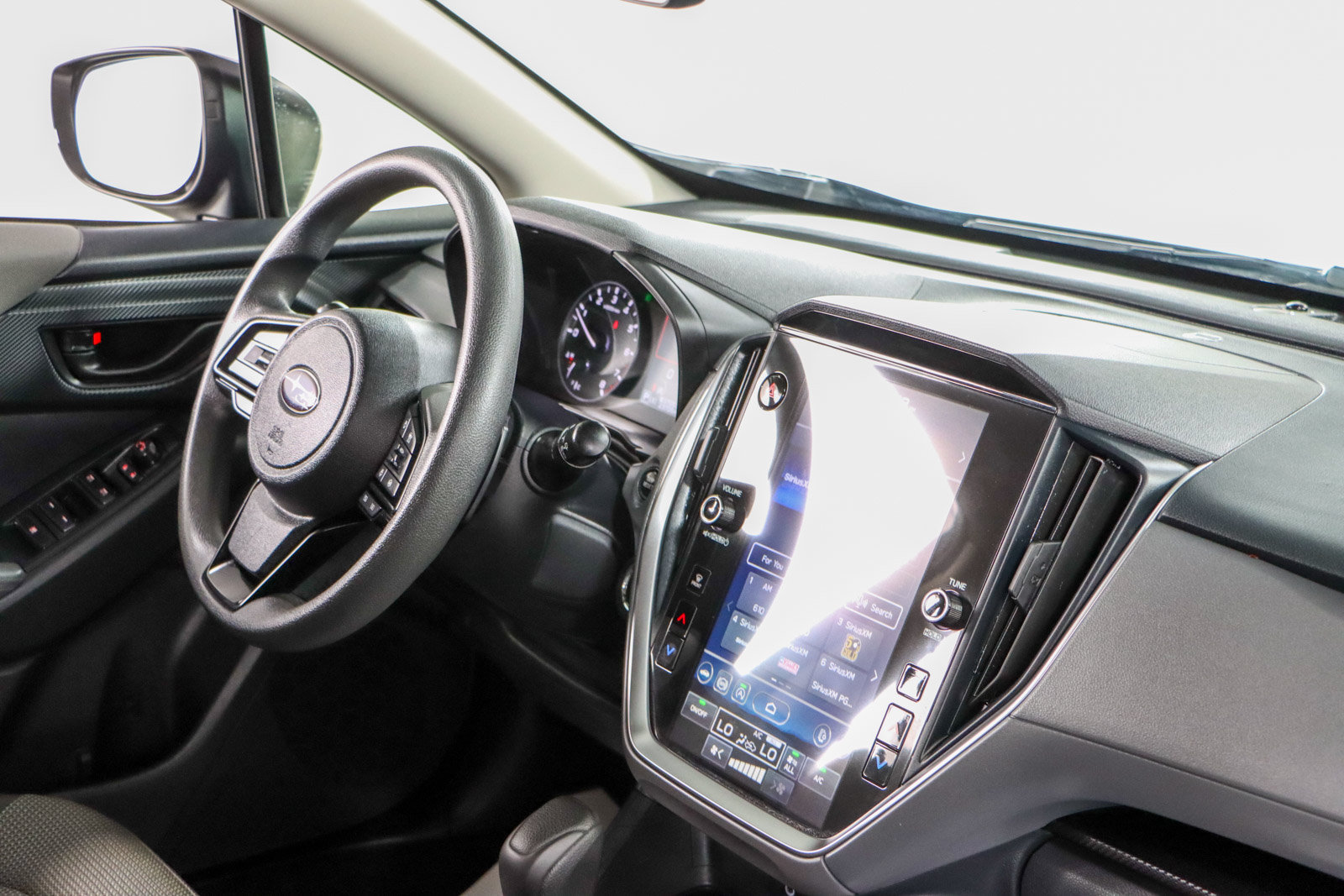 Used 2024 Subaru Crosstrek 2.0i Premium w/ Crosstrek Mirror Package AWD/4WD image 25