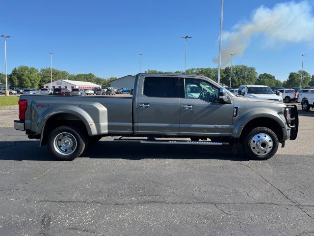 Used 2019 Ford F450 Lariat w/ Chrome Package image 6