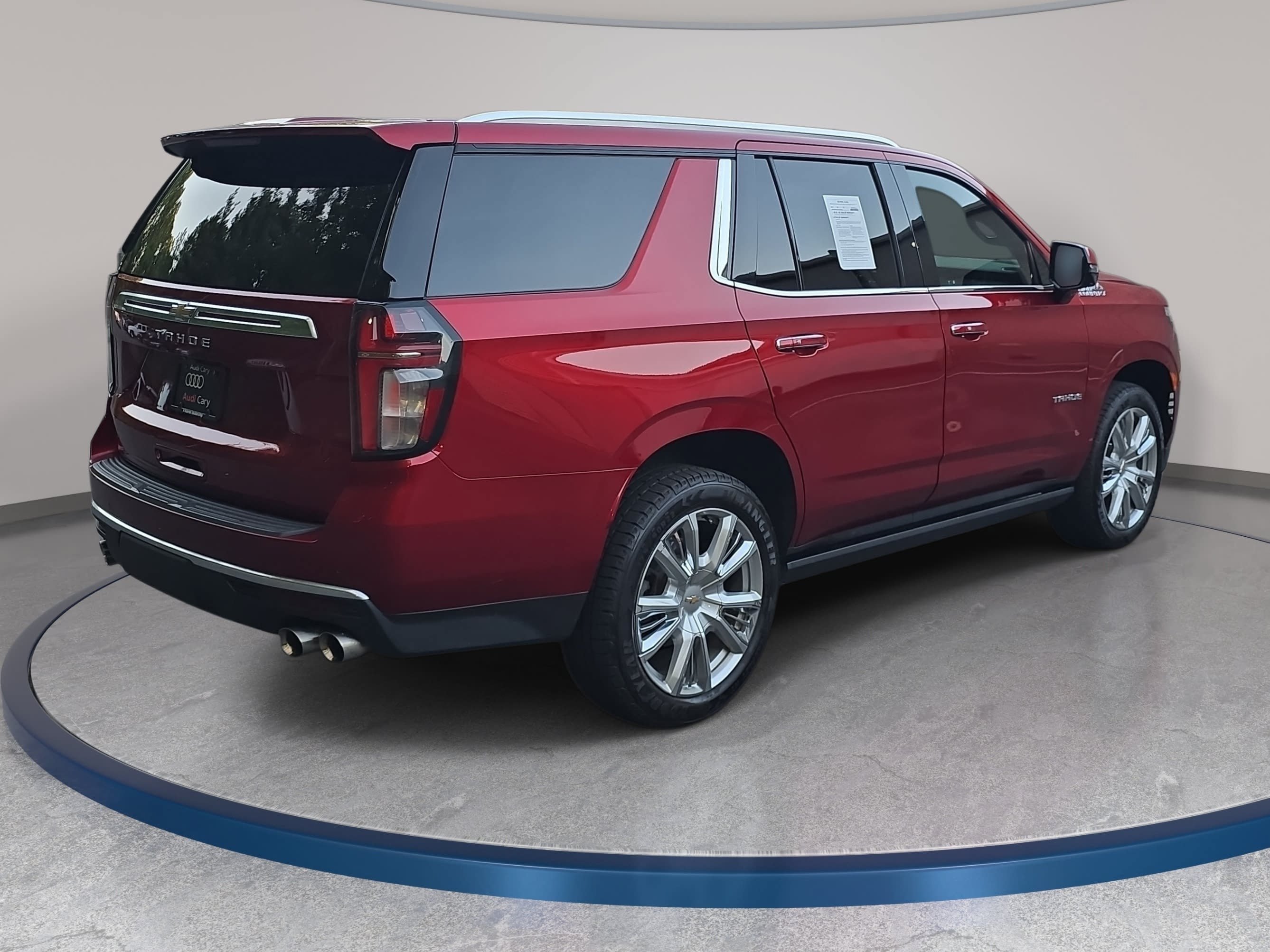 Used 2021 Chevrolet Tahoe High Country w/ Premium Package AWD/4WD image 5