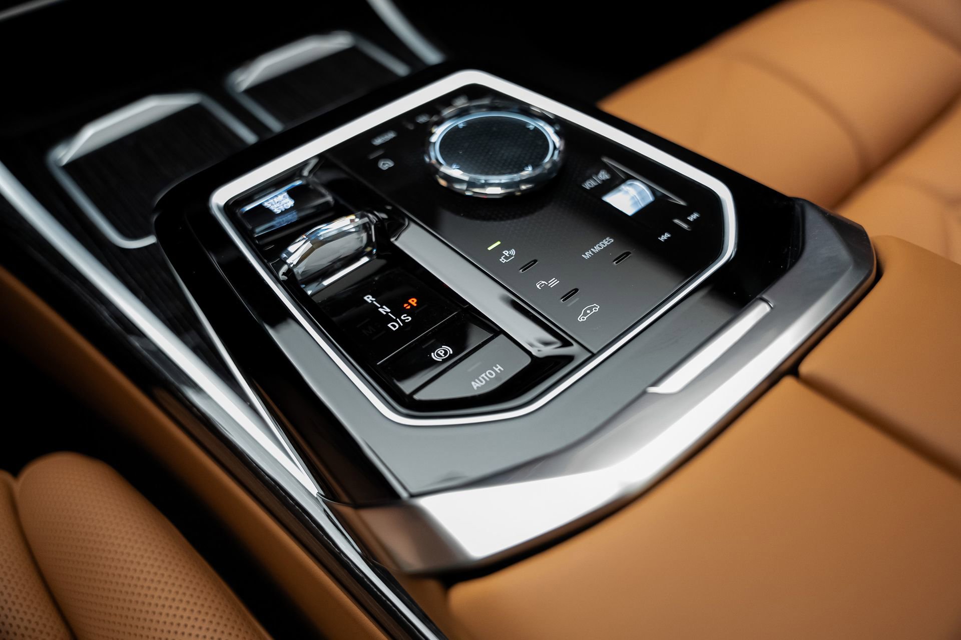 Used 2023 BMW 740i RWD image 48