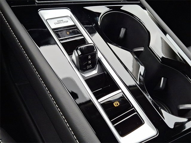 New 2025 Volkswagen Atlas SE image 9
