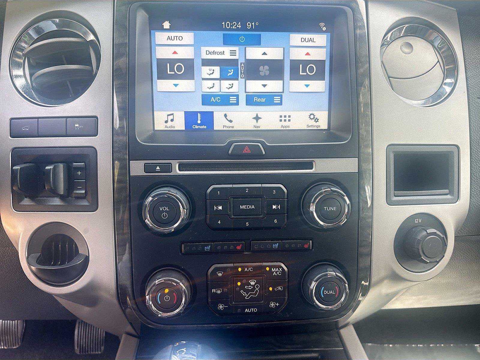 Used 2017 Ford Expedition EL Limited w/ Equipment Group 301A RWD image 11