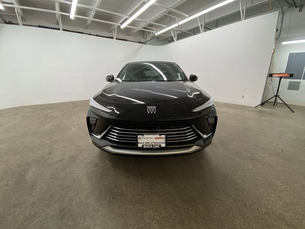 Used 2024 Buick Envista Preferred image 9