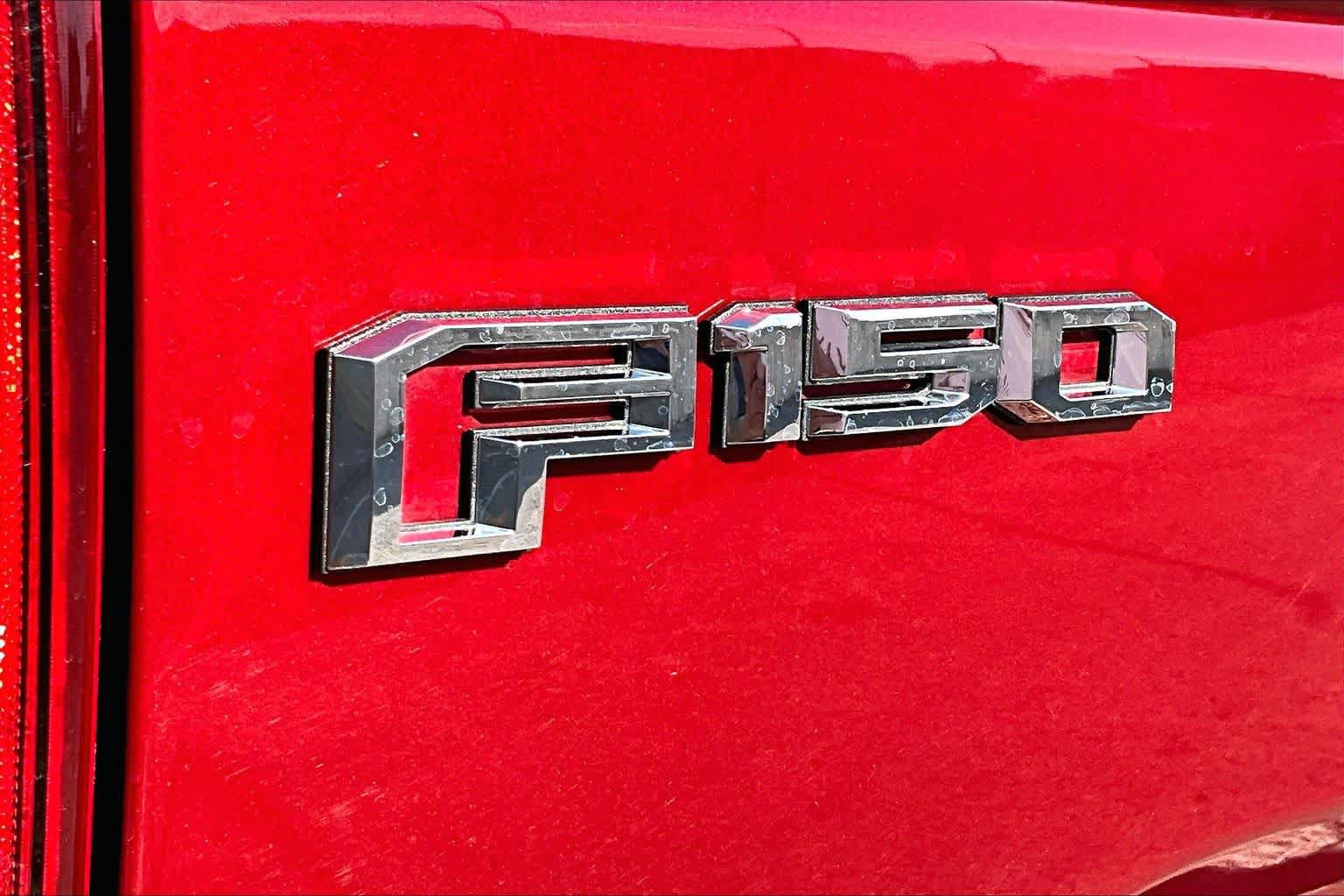 Used 2015 Ford F150 Lariat RWD image 11
