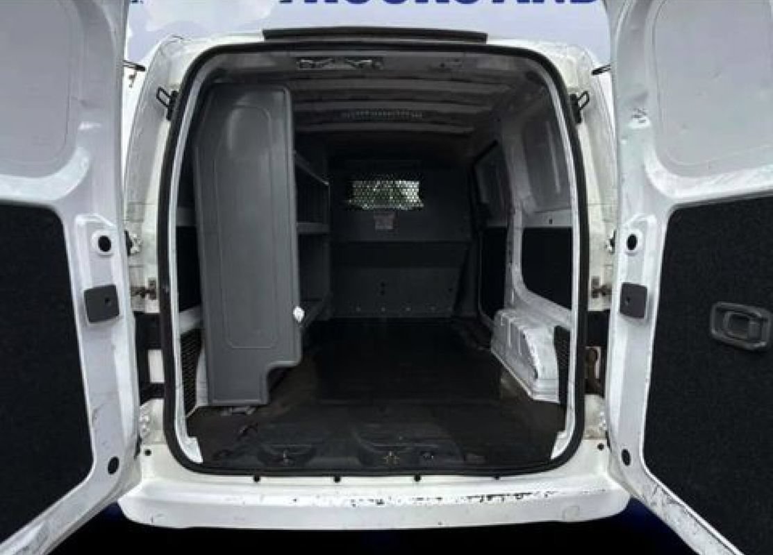 Used 2018 Nissan NV200 SV w/ Navigation Package FWD image 9