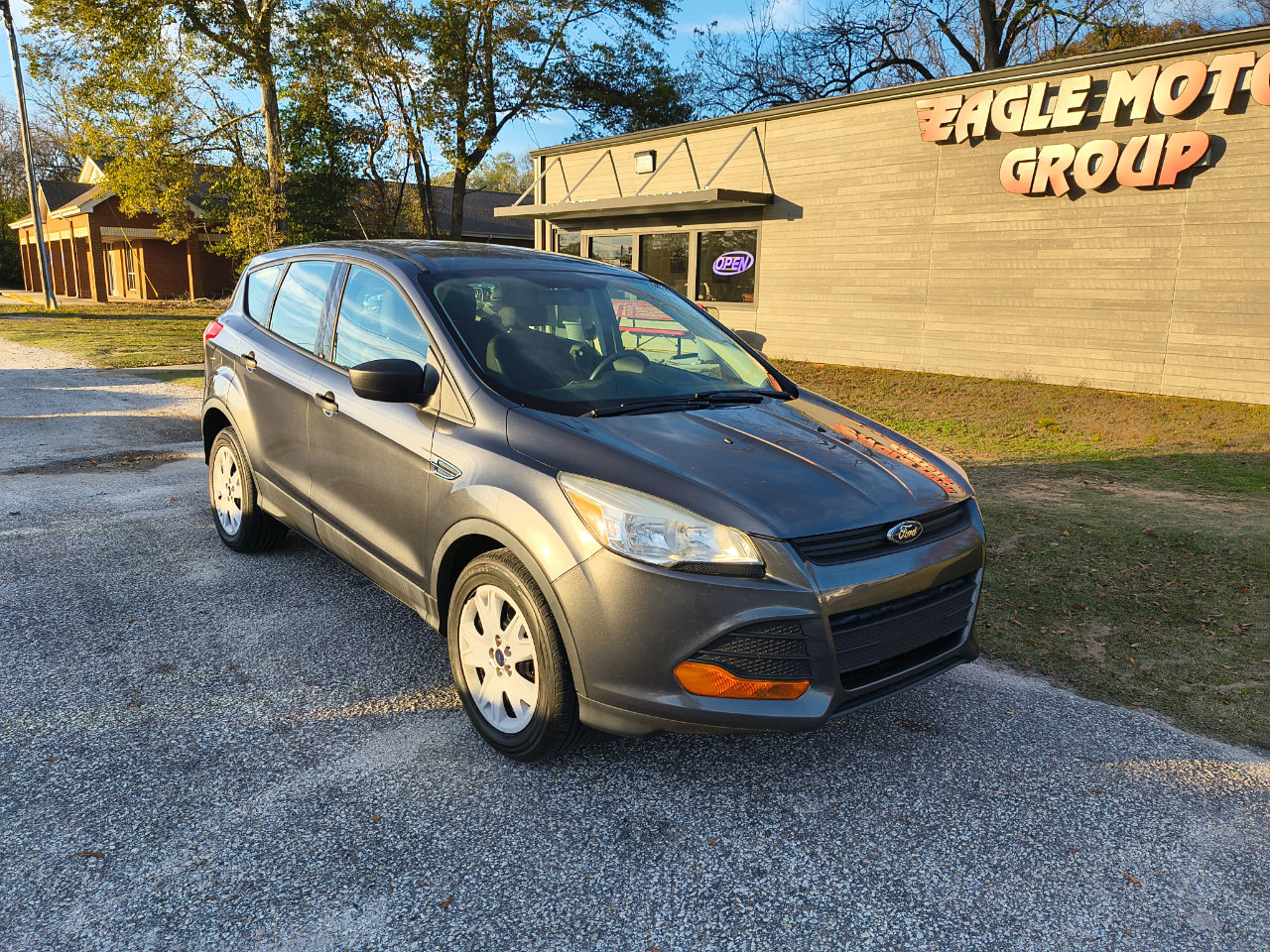 Used 2015 Ford Escape S image 8