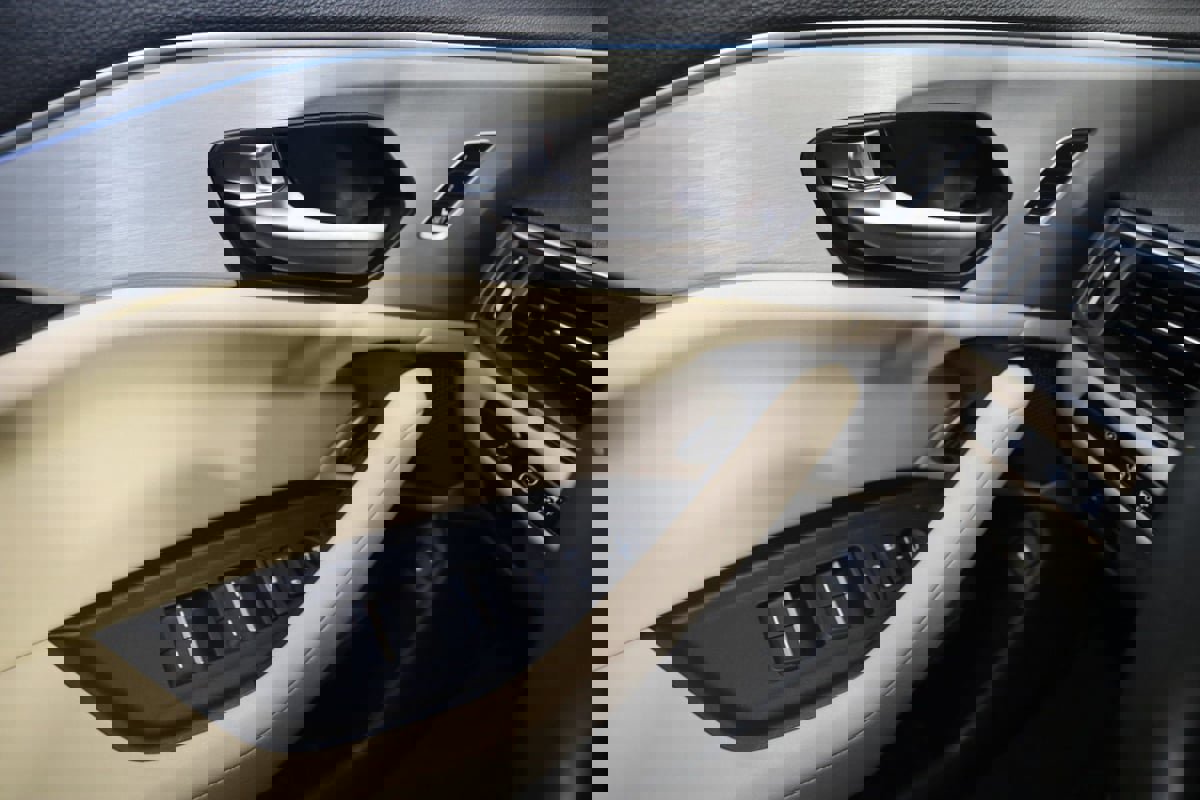 Used 2024 Acura TLX w/ Technology Package image 31