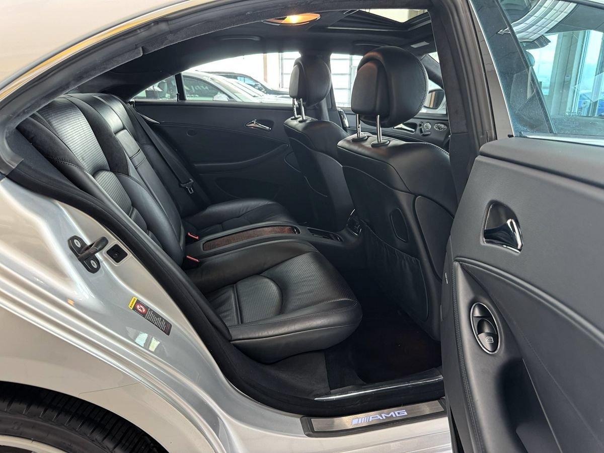 Used 2006 Mercedes-Benz CLS 55 AMG image 54