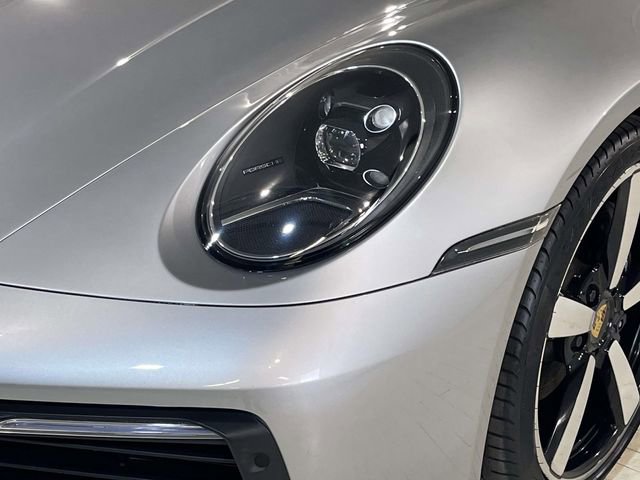 Used 2021 Porsche 911 Carrera 4 image 5