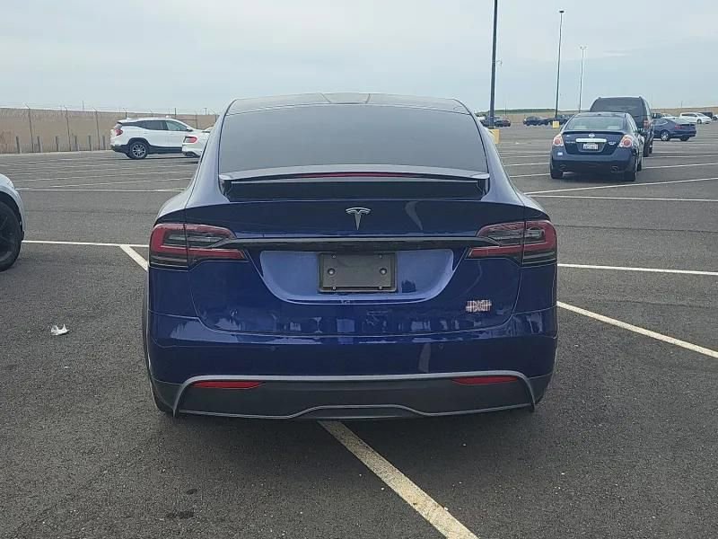 Used 2022 Tesla Model X Plaid image 5