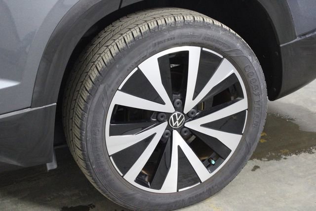Used 2022 Volkswagen Taos SE image 41