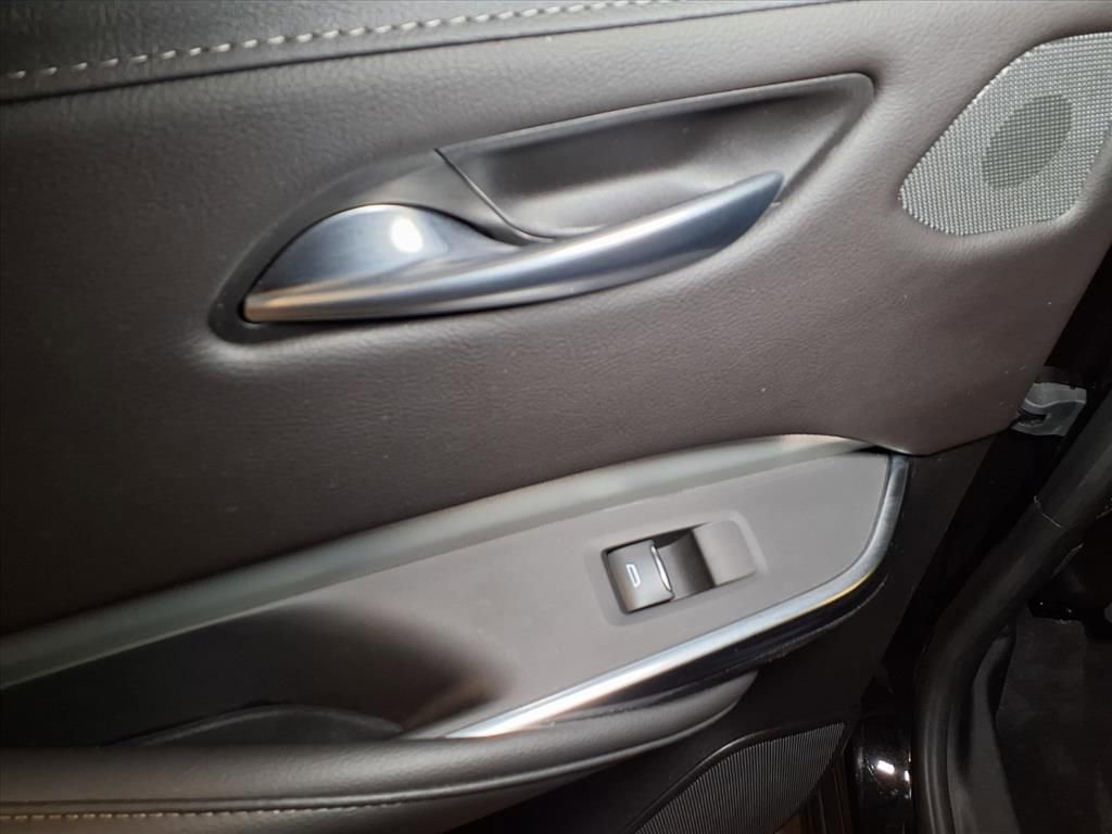 Certified 2023 Cadillac XT4 Premium Luxury w/ Driver Assist Package image 19