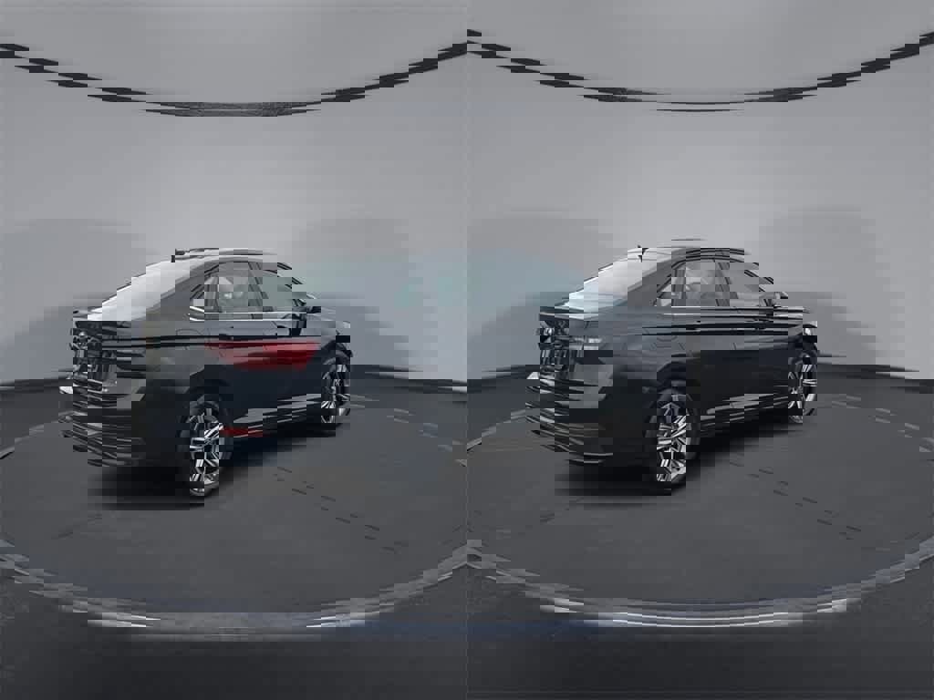 Used 2023 Volkswagen Jetta SE image 8