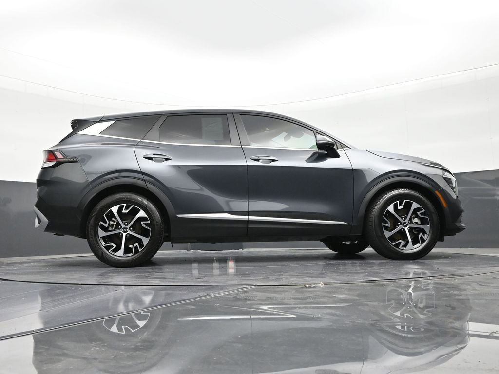 Used 2024 Kia Sportage EX image 25