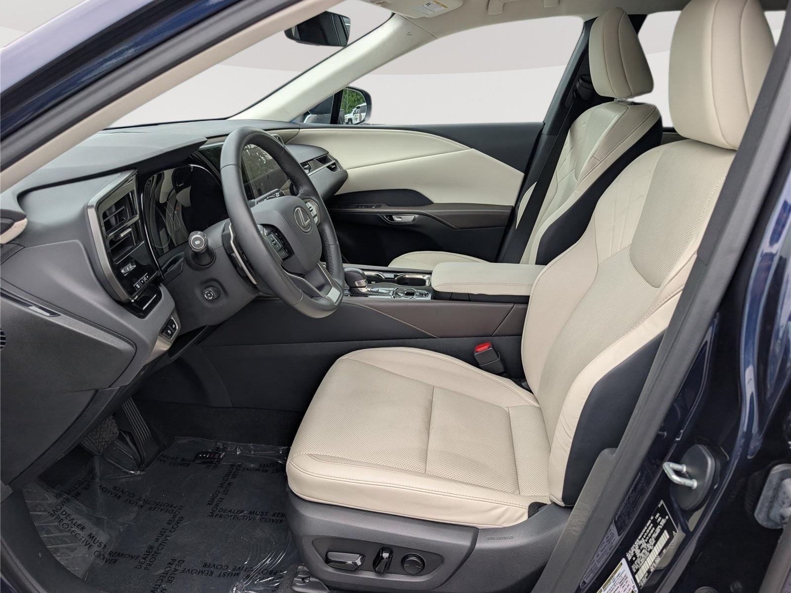 Used 2023 Lexus RX 350 FWD image 16