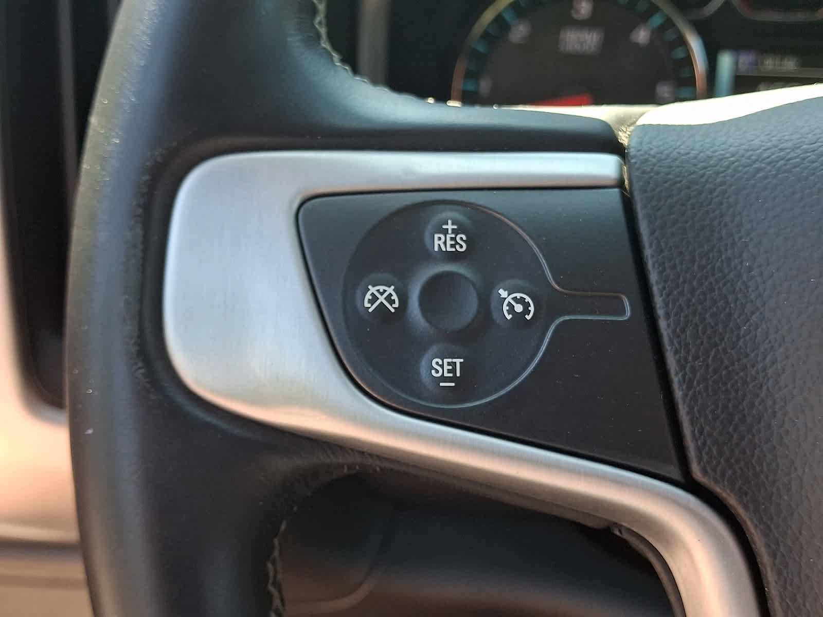 Used 2017 GMC Sierra 1500 SLE w/ SLE Value Package AWD/4WD image 24