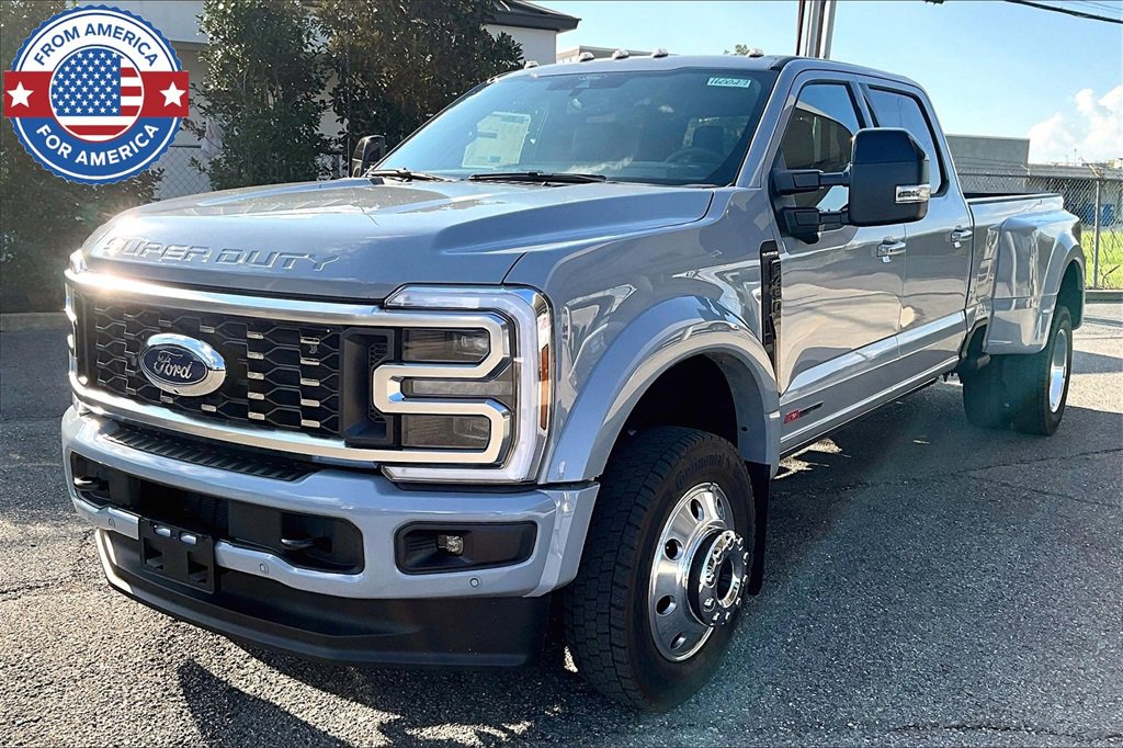 New 2026 Ford F450 Platinum image 1