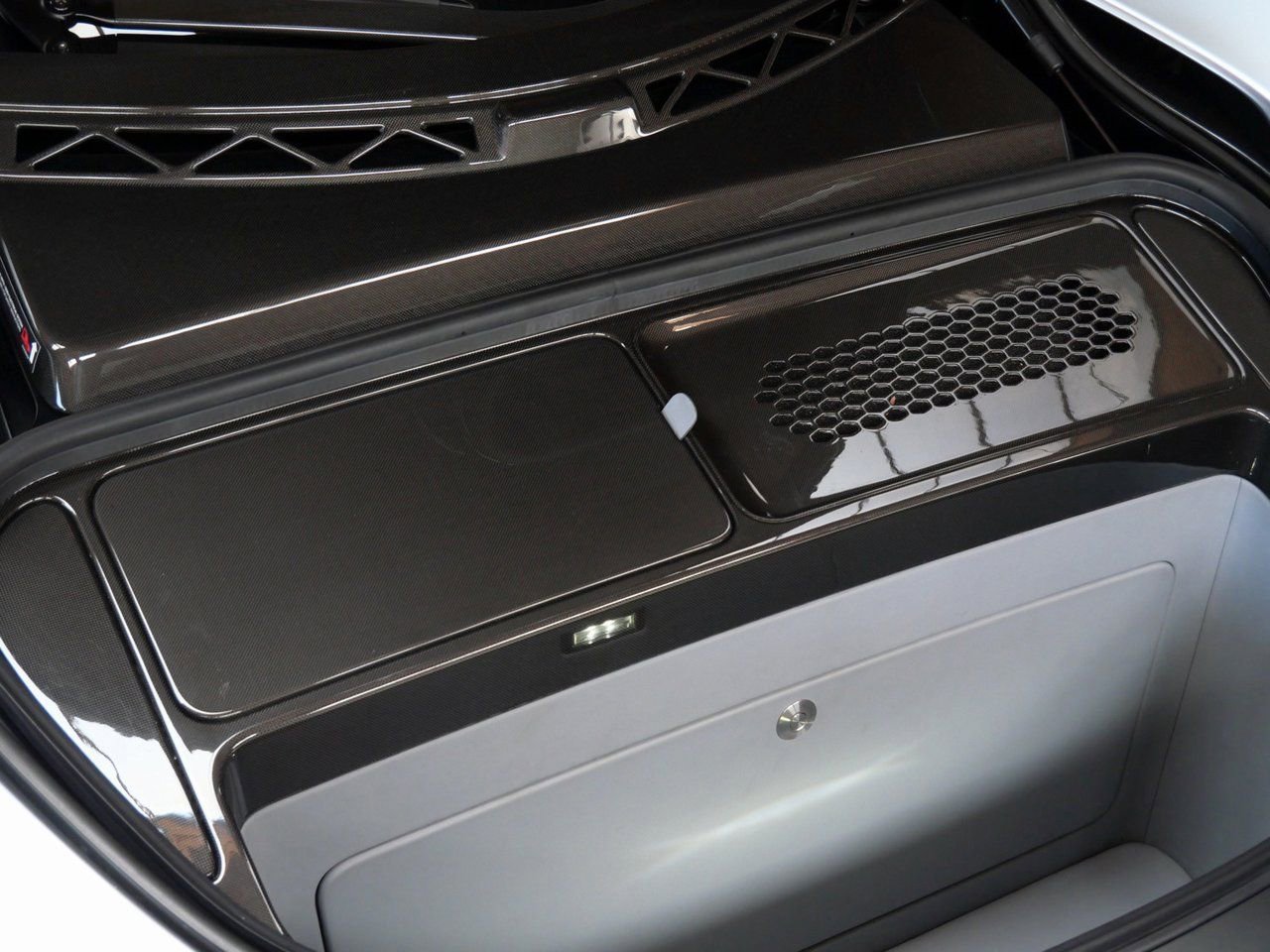 Used 2020 McLaren Speedtail image 27