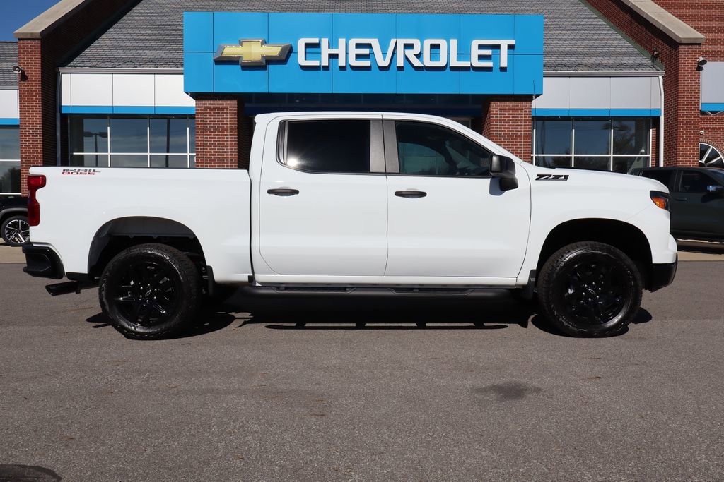 Used 2025 Chevrolet Silverado 1500 Custom Trail Boss w/ Turbomax Blackout Package