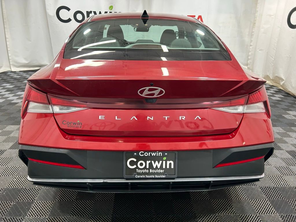 Used 2024 Hyundai Elantra SEL image 6