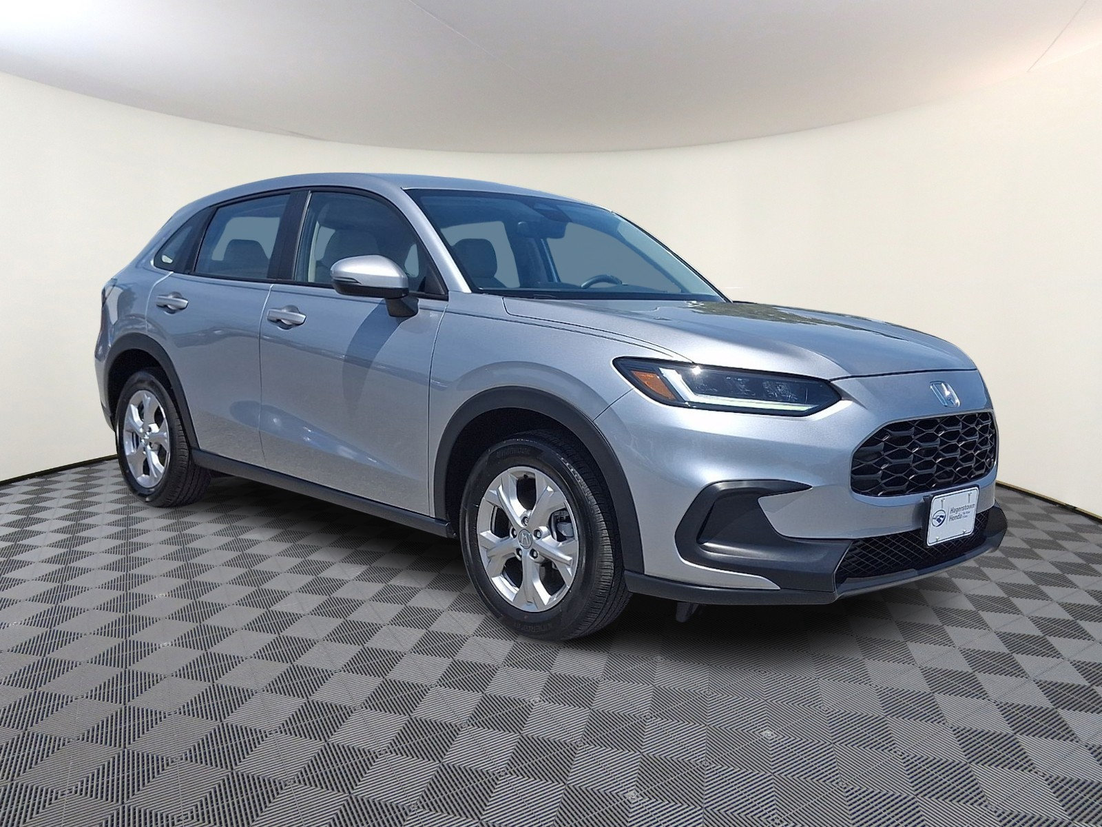 Used 2025 Honda HR-V LX image 1