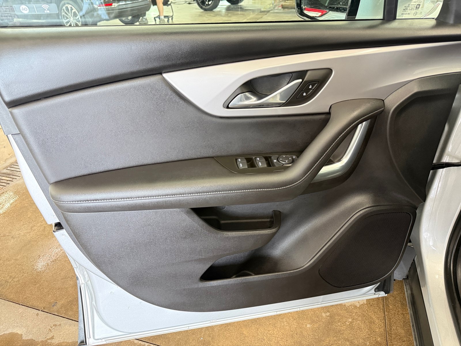 Used 2021 Chevrolet Blazer LT AWD/4WD image 25