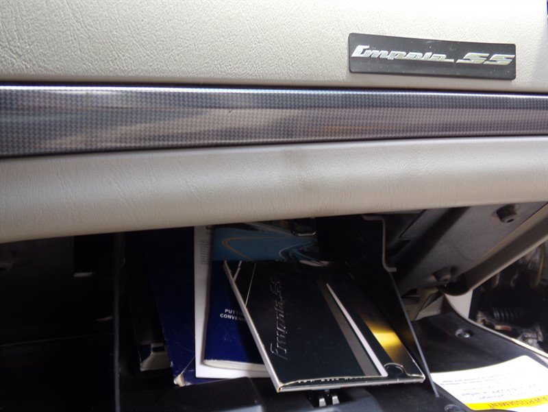 Used 2004 Chevrolet Impala SS w/ Preferred Equipment Group FWD image 33