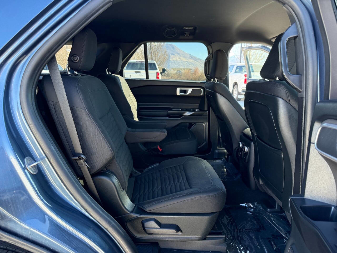 Used 2020 Ford Explorer XLT w/ Comfort Package image 24