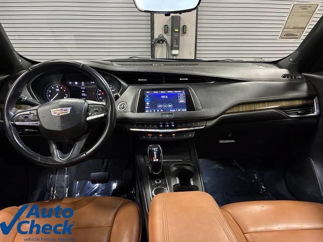 Used 2022 Cadillac XT4 Premium Luxury w/ Technology Package AWD/4WD image 13