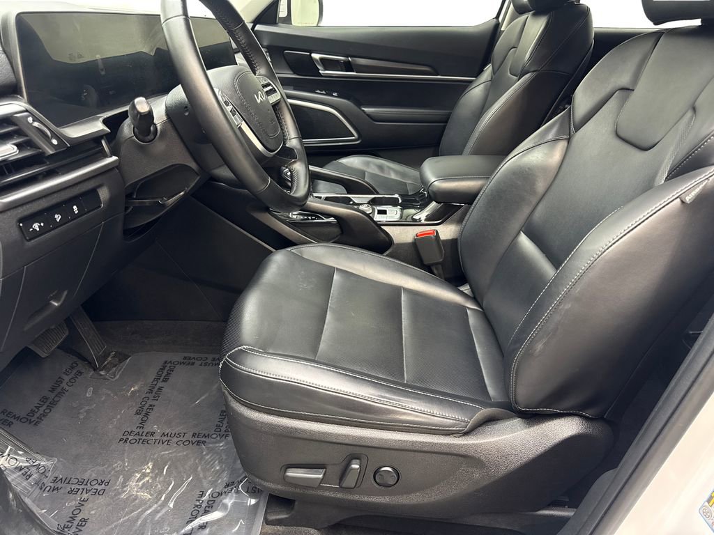 Used 2024 Kia Telluride S w/ S Sunroof Package FWD image 25