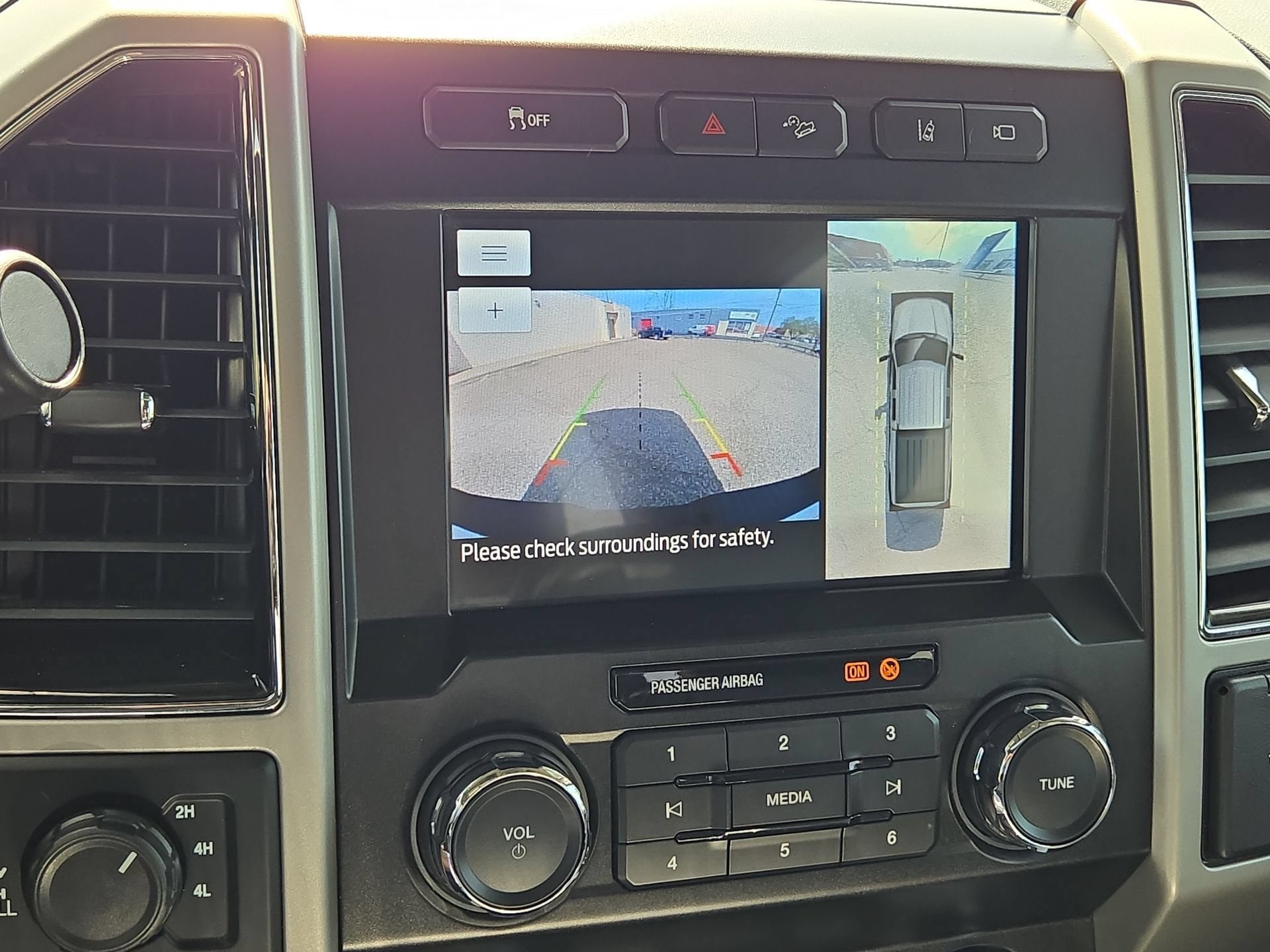 Used 2021 Ford F250 Lariat AWD/4WD image 18