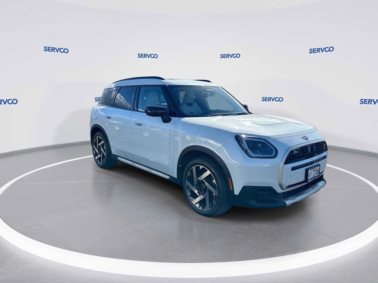 Used 2025 MINI Cooper Countryman SE w/ Comfort Package Max AWD/4WD image 2