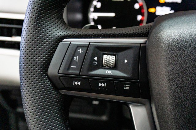 New 2025 Mitsubishi Outlander SE image 10