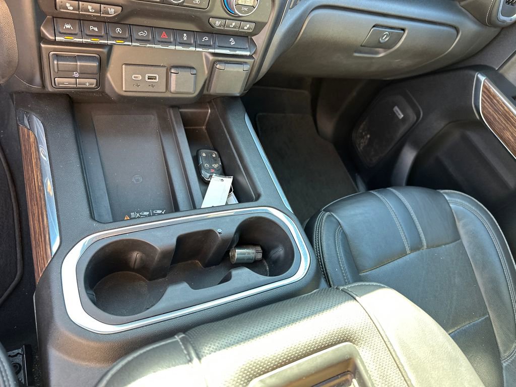 Used 2021 Chevrolet Silverado 1500 High Country w/ Technology Package image 35