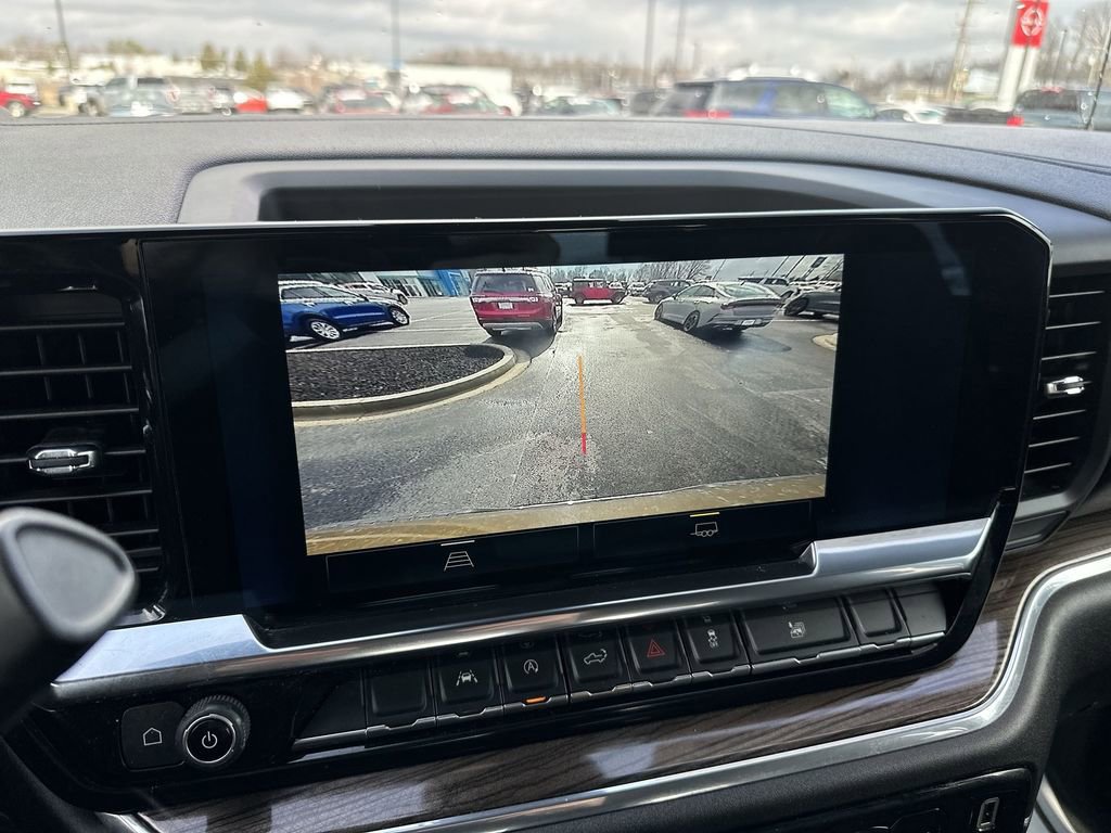 Used 2024 Chevrolet Silverado 1500 LT image 17