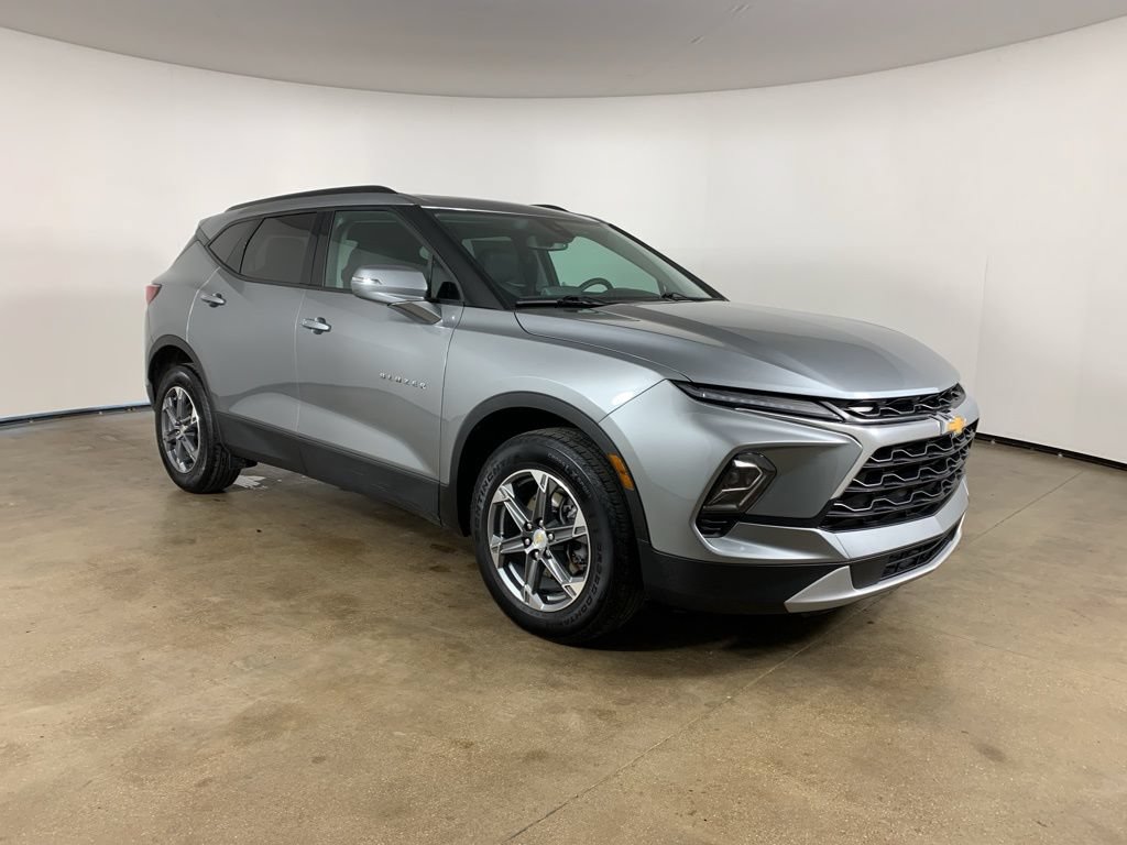 Used 2023 Chevrolet Blazer LT AWD/4WD image 5