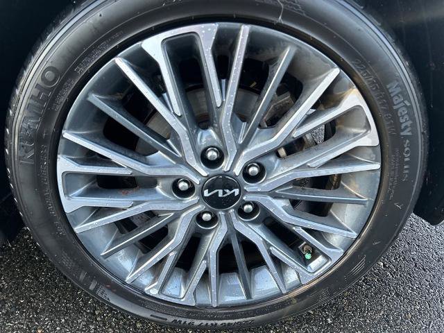 Used 2022 Kia Forte GT-Line w/ GT-Line Premium Package image 13