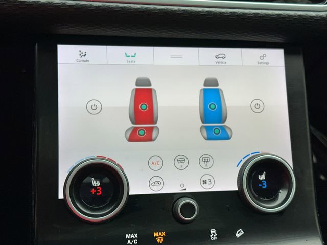 Used 2018 Land Rover Range Rover Velar R-Dynamic SE image 31