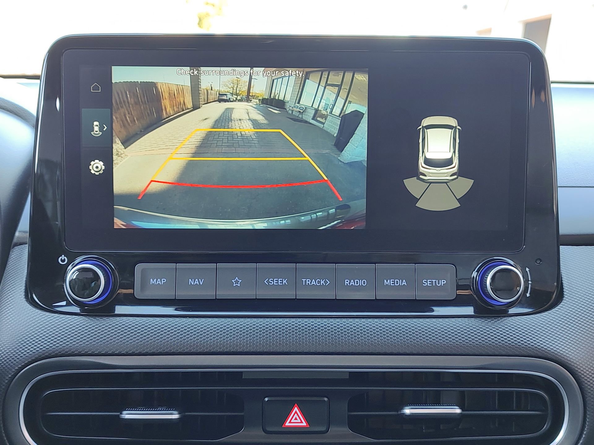 Used 2022 Hyundai Kona Limited image 10