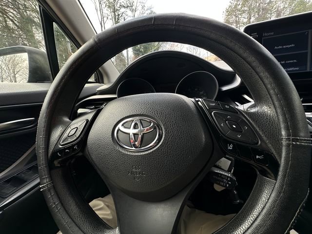 Used 2021 Toyota C-HR LE image 17
