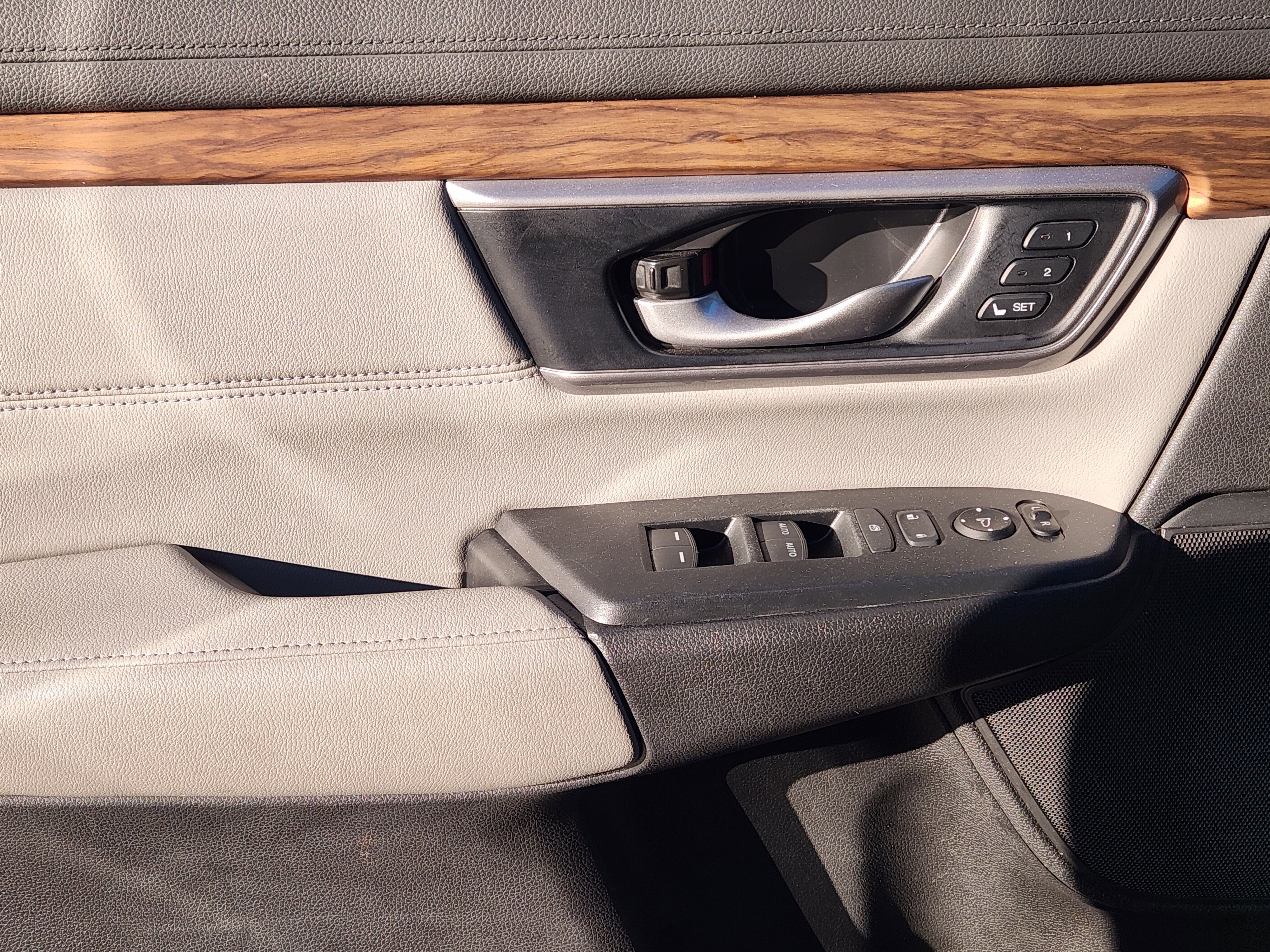 Used 2021 Honda CR-V Touring image 22