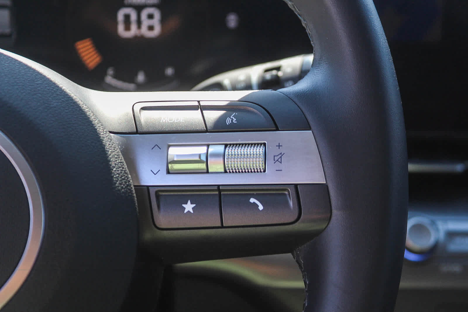 Used 2024 Hyundai Kona SEL FWD image 31