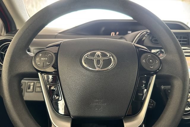Used 2019 Toyota Prius C FWD image 18