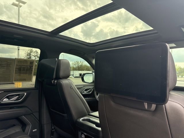 Used 2022 Chevrolet Tahoe RST w/ Luxury Package image 14